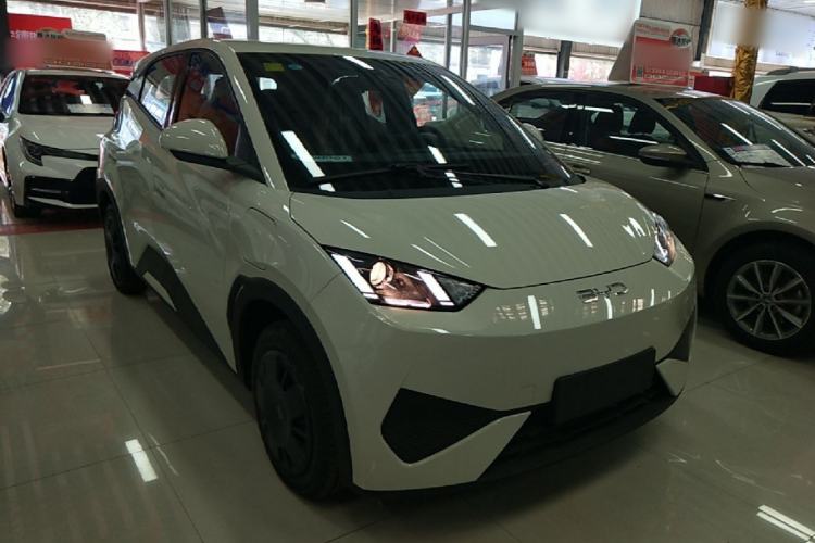 Used BYD Seagull 2025 Intelligent Driving Version 305 km Dynamic Edition Front Right 45 Deg