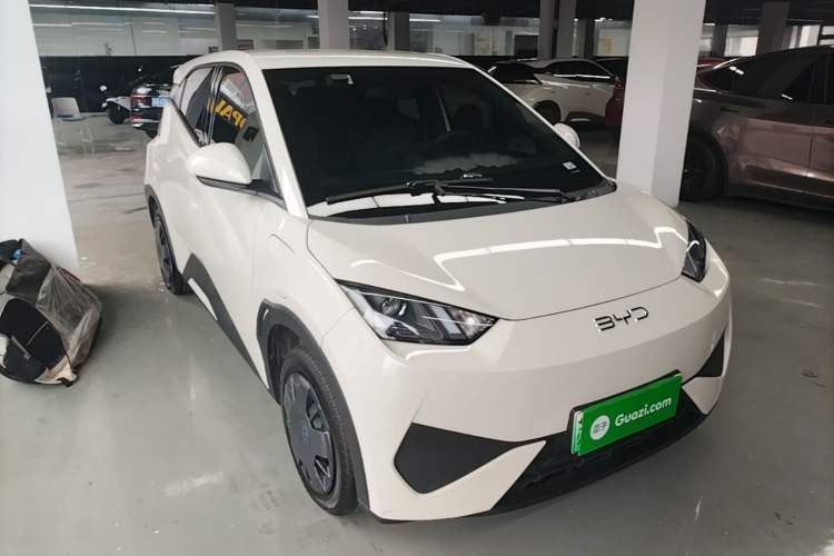 Used BYD Seagull 2025 Intelligent Driving Version 305 km Dynamic Edition Front Right 45 Deg