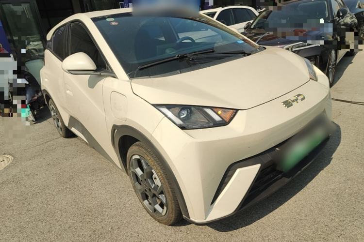 Used BYD Seagull 2025 305 km Free Version Front Right 45 Deg