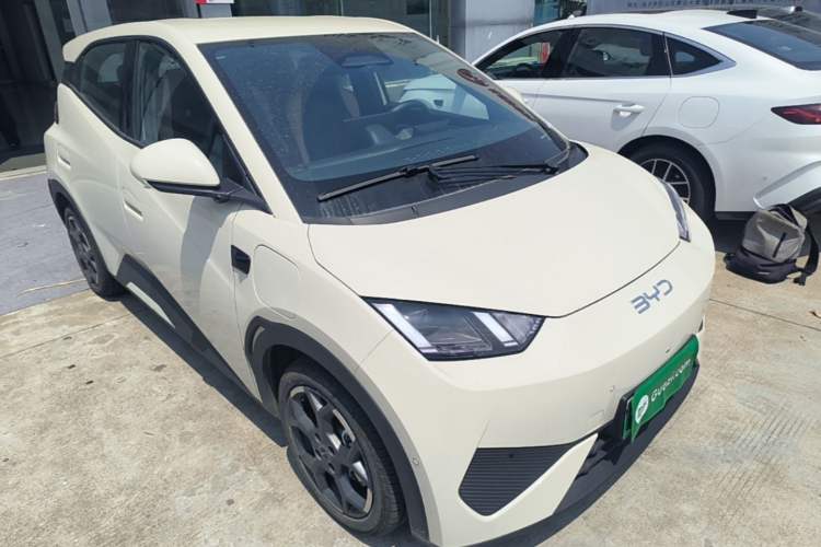 Used BYD Seagull 2025 Smart Drive Version 305 km Freedom Edition Front Right 45 Deg