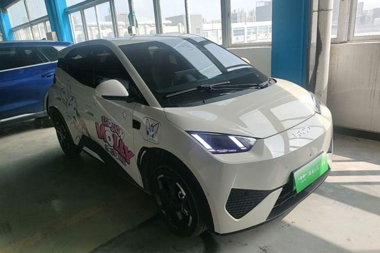 Used BYD Seagull 2025 Smart Drive Version 305 km Freedom Edition Front Right 45 Deg