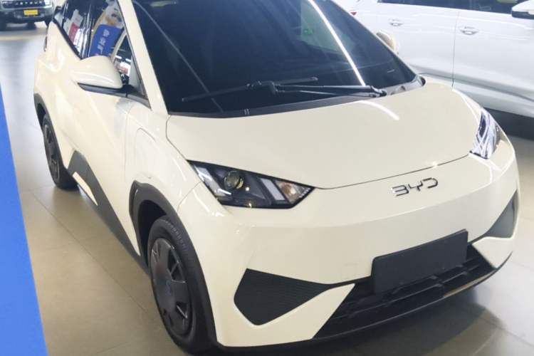 Used BYD Seagull 2025 Intelligent Driving Version 305 km Dynamic Edition Front Right 45 Deg