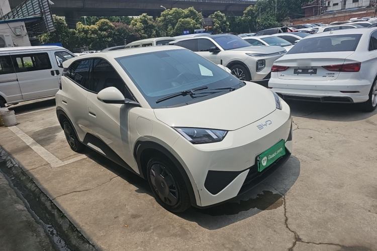 Used BYD Seagull 2025 Intelligent Driving Version 305 km Dynamic Edition Front Right 45 Deg