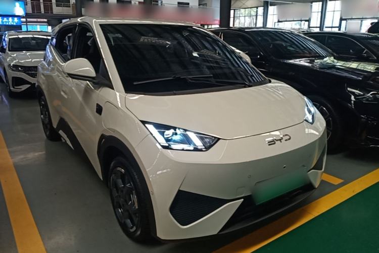 Used BYD Seagull 2025 Smart Drive Version 305 km Freedom Edition Front Right 45 Deg