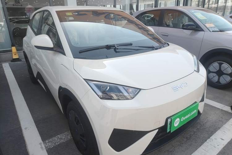 Used BYD Seagull 2025 Intelligent Driving Version 305 km Dynamic Edition Front Right 45 Deg