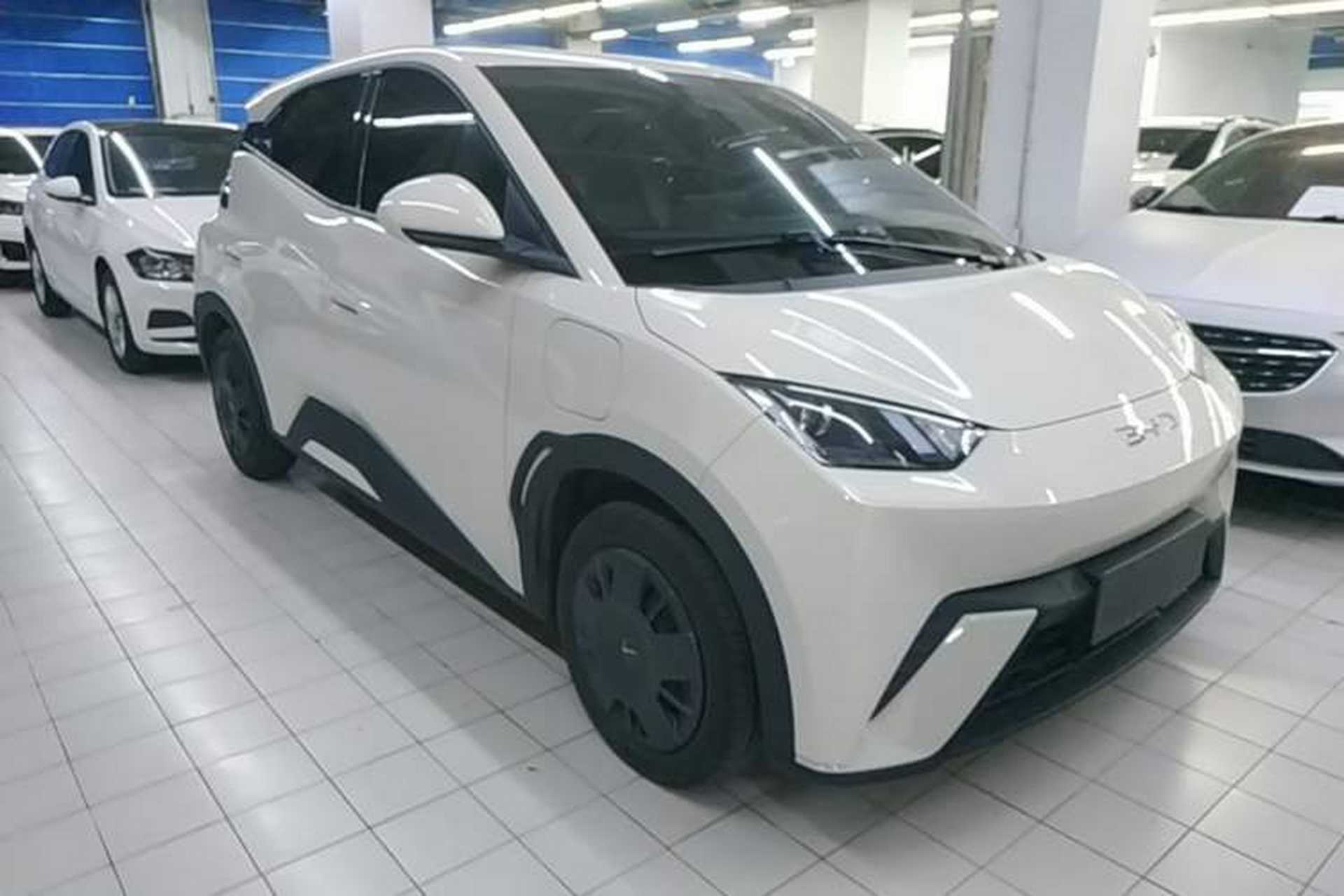 Used BYD Seagull 2025 305km Active Version Front Right 45 Deg