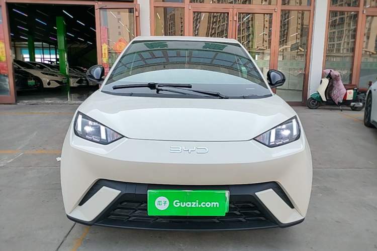 Used BYD Seagull 2025 305 km Free Version Front
