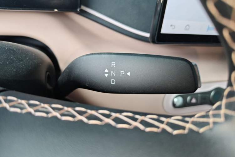 Used BYD Seagull 2025 Smart Drive Version 305 km Freedom Edition Gear Lever