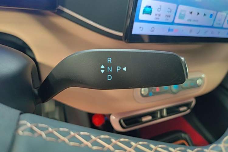 Used BYD Seagull 2025 Smart Drive Version 305 km Freedom Edition Gear Lever