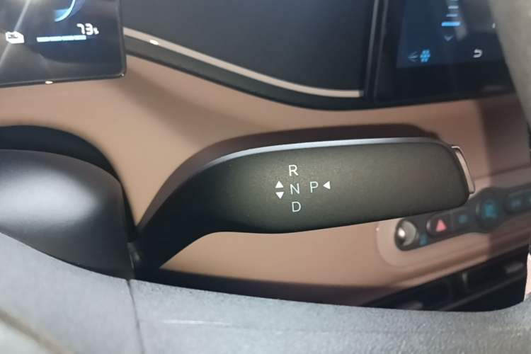 Used BYD Seagull 2025 Intelligent Driving Version 305 km Dynamic Edition Gear Lever