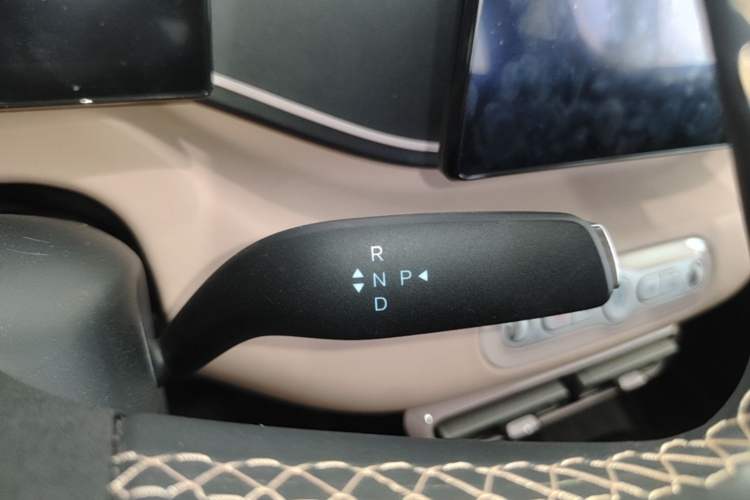 Used BYD Seagull 2025 305 km Free Version Gear Lever