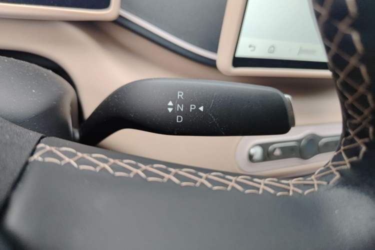 Used BYD Seagull 2025 Smart Drive Version 305 km Freedom Edition Gear Lever