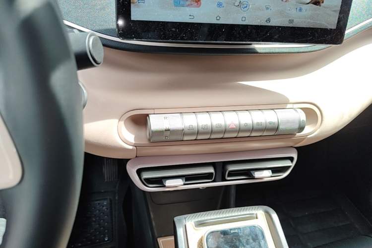 Used BYD Seagull 2025 305 km Free Version Gear Lever