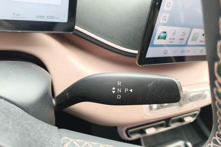 Used BYD Seagull 2025 Smart Drive Version 305 km Freedom Edition Gear Lever