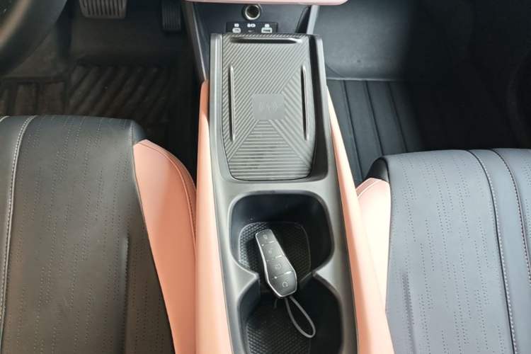 Used BYD Seagull 2025 Intelligent Driving Version 405 km Flying Edition Gear Lever