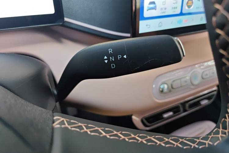 Used BYD Seagull 2025 Smart Drive Version 305 km Freedom Edition Gear Lever