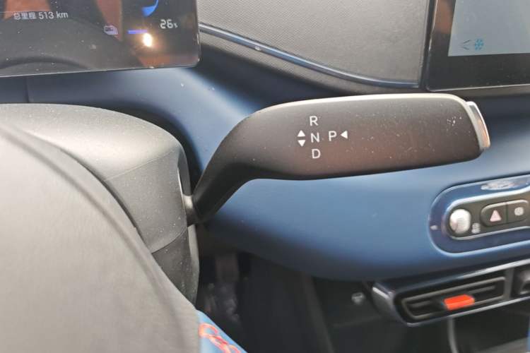 Used BYD Seagull 2025 Model Smart Drive Version 405km Free-Spirited Version Gear Lever