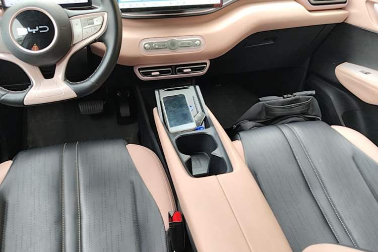 Used BYD Seagull 2025 Smart Drive Version 305 km Freedom Edition Gear Lever