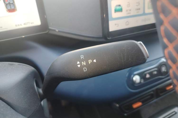 Used BYD Seagull 2025 Smart Drive Version 305 km Freedom Edition Gear Lever