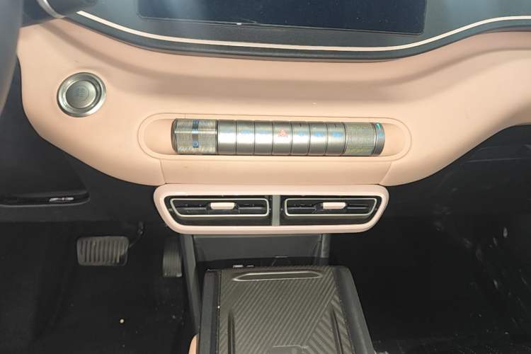 Used BYD Seagull 2025 305 km Free Version Gear Lever