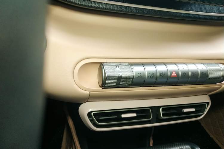 Used BYD Seagull 2025 305 km Free Version Gear Lever