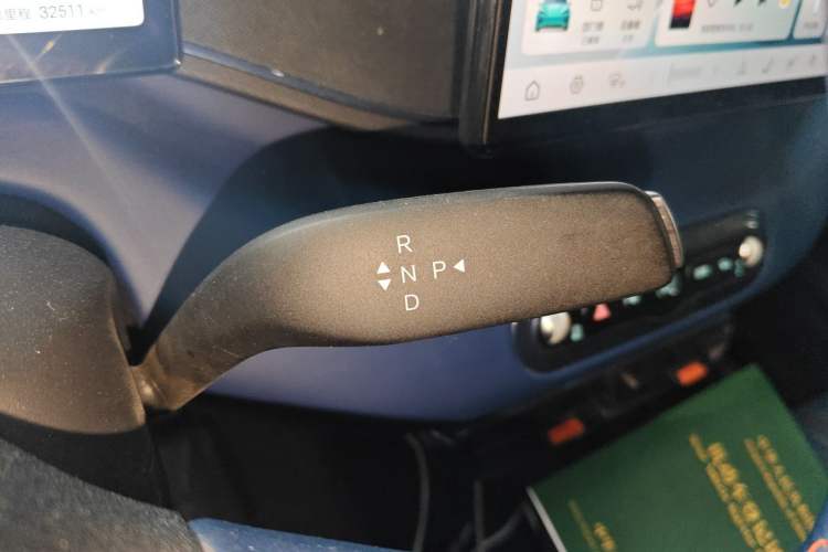 Used BYD Seagull 2025 Smart Drive Version 305 km Freedom Edition Gear Lever