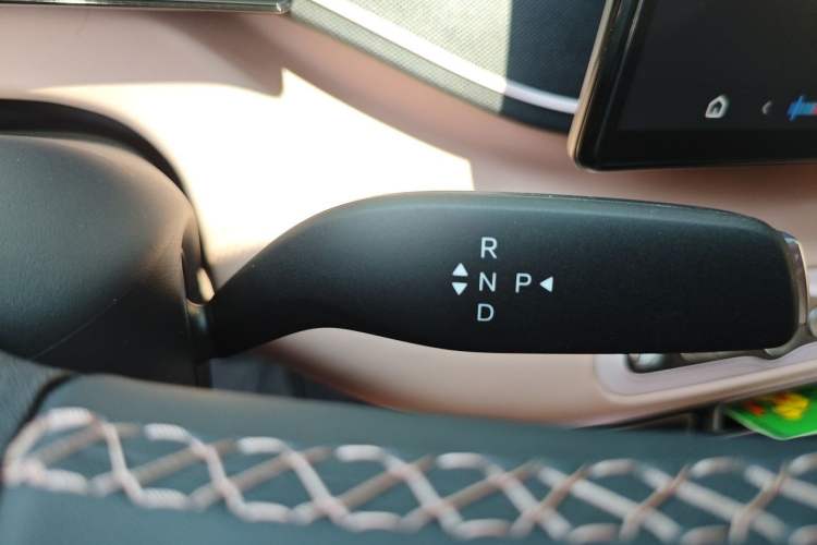 Used BYD Seagull 2025 Smart Drive Version 305 km Freedom Edition Gear Lever