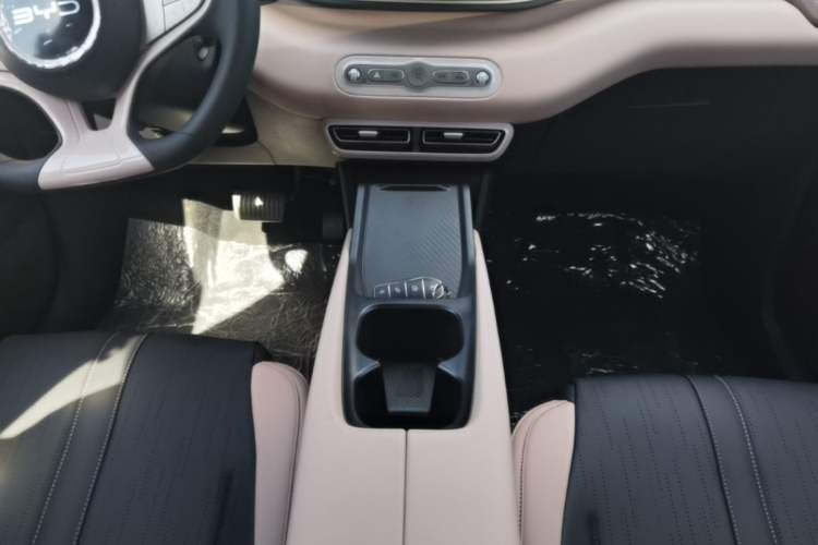 Used BYD Seagull 2025 Intelligent Driving Version 305 km Dynamic Edition Gear Lever