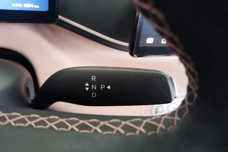 Used BYD Seagull 2025 Smart Drive Version 305 km Freedom Edition Gear Lever