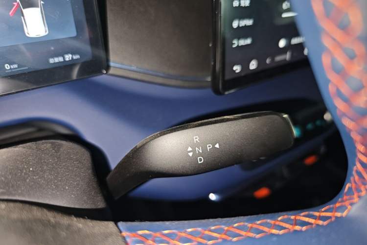 Used BYD Seagull 2025 Smart Drive Version 305 km Freedom Edition Gear Lever