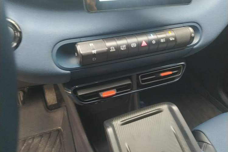 Used BYD Seagull 2025 305 km Free Version Gear Lever