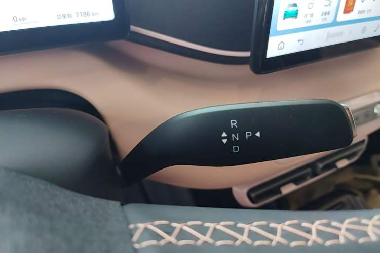 Used BYD Seagull 2025 Smart Drive Version 305 km Freedom Edition Gear Lever