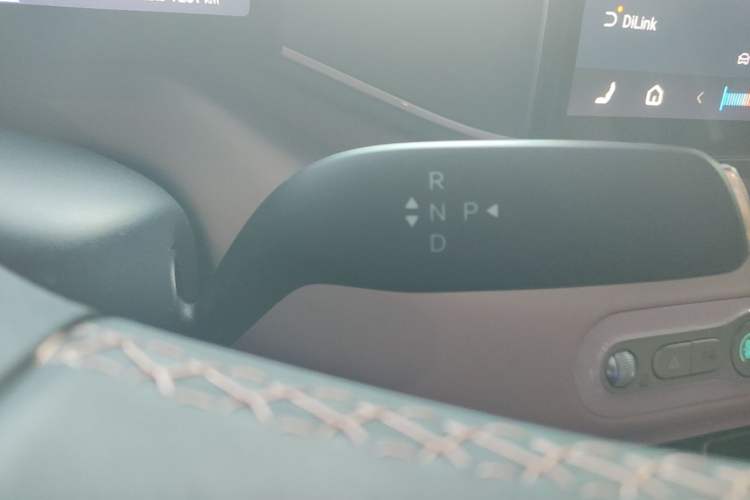 Used BYD Seagull 2025 Smart Drive Version 305 km Freedom Edition Gear Lever
