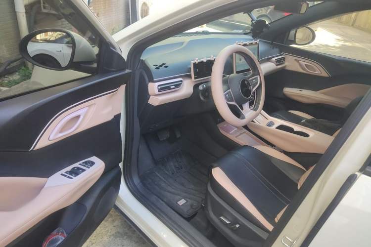 Used BYD Seagull 2025 Model Smart Drive Version 405km Free-Spirited Version Interior 3