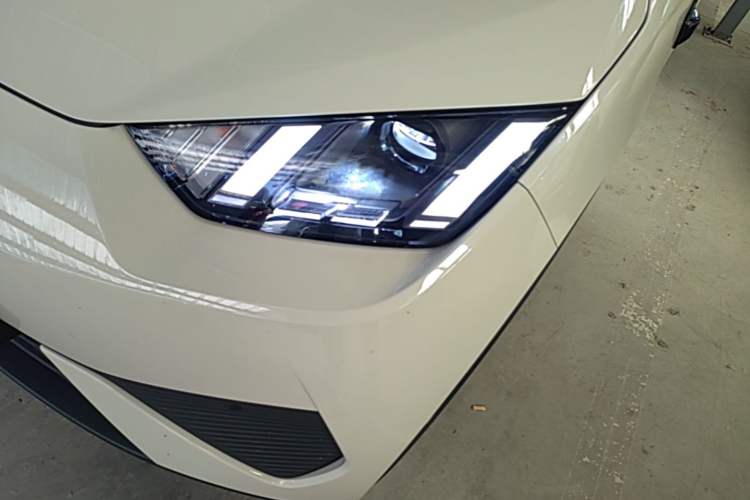 Used BYD Seagull 2025 Smart Drive Version 305 km Freedom Edition Left Front Headlight