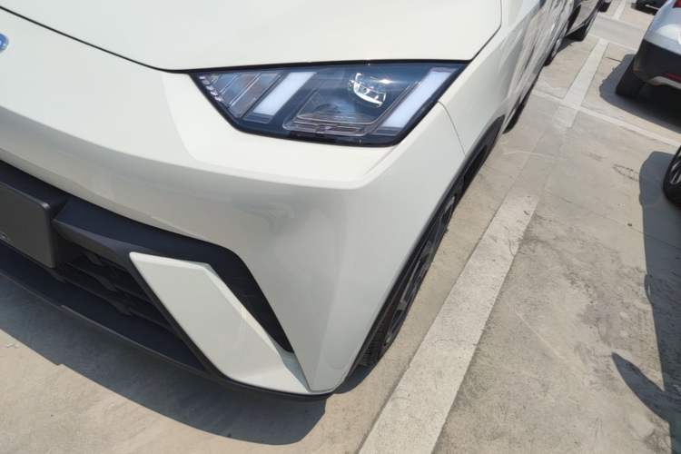Used BYD Seagull 2025 305 km Free Version Left Front Headlight