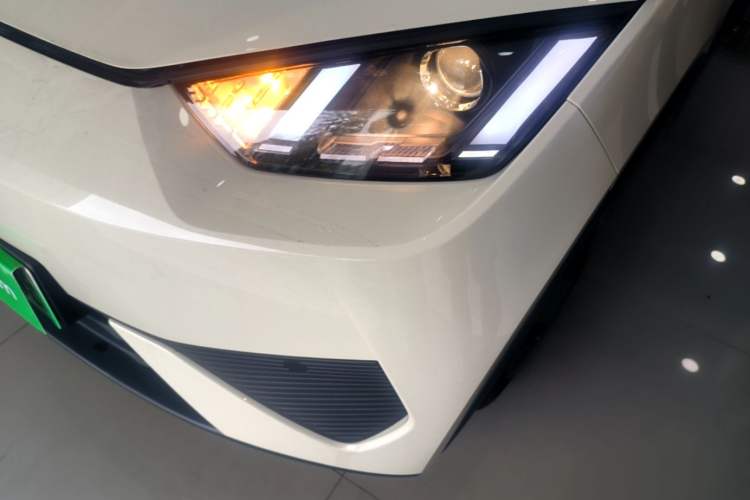 Used BYD Seagull 2025 Intelligent Driving Version 305 km Dynamic Edition Left Front Headlight
