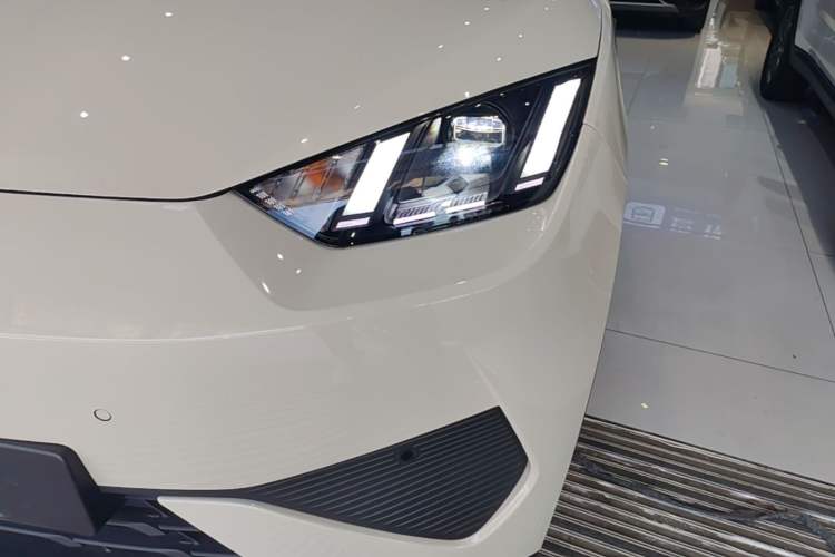 Used BYD Seagull 2025 Smart Drive Version 305 km Freedom Edition Left Front Headlight
