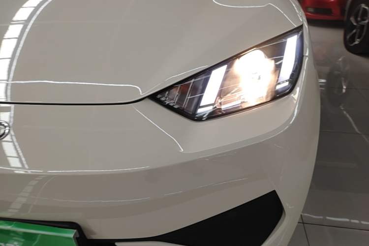 Used BYD Seagull 2025 Intelligent Driving Version 305 km Dynamic Edition Left Front Headlight