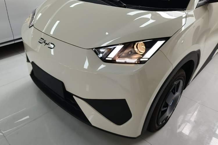 Used BYD Seagull 2025 Intelligent Driving Version 305 km Dynamic Edition Left Front Headlight