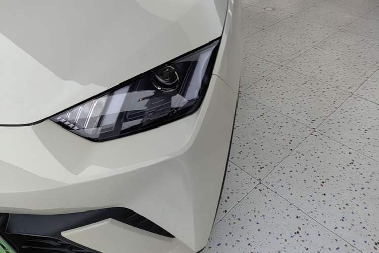 Used BYD Seagull 2025 305km Active Version Left Front Headlight