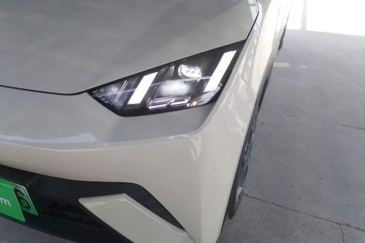Used BYD Seagull 2025 305 km Free Version Left Front Headlight