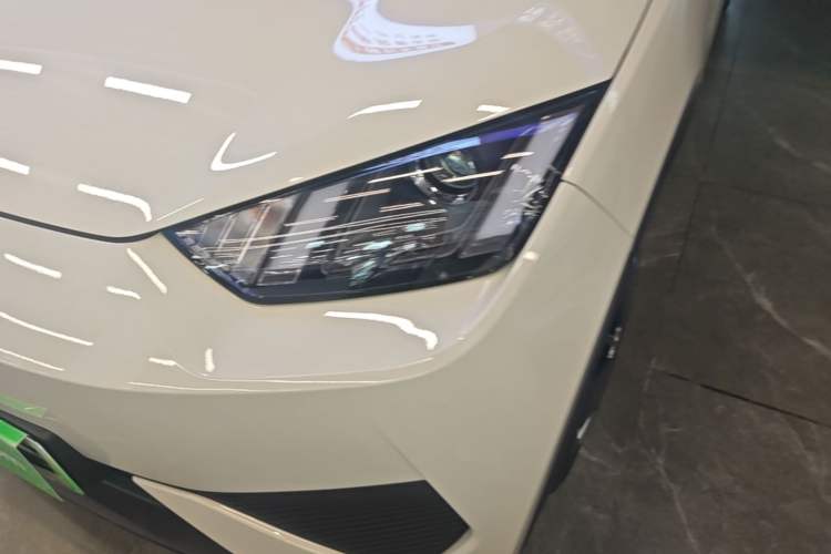 Used BYD Seagull 2025 Intelligent Driving Version 305 km Dynamic Edition Left Front Headlight