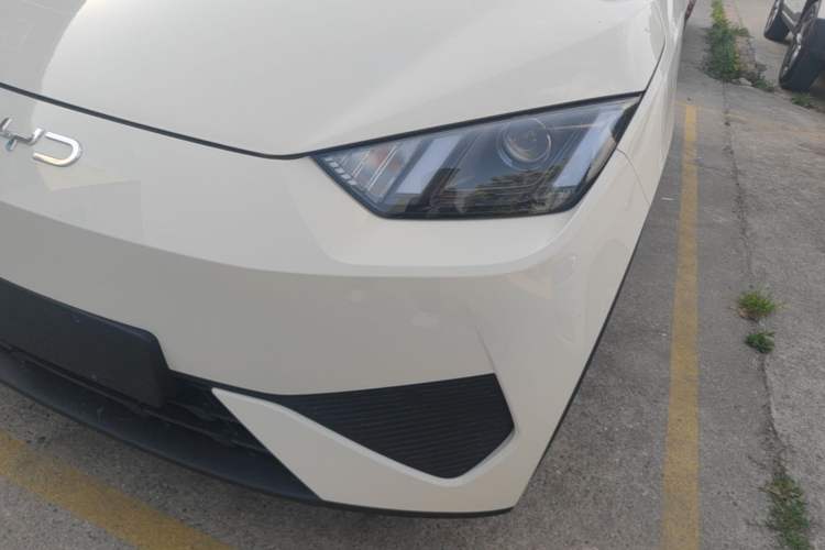 Used BYD Seagull 2025 305km Active Version Left Front Headlight