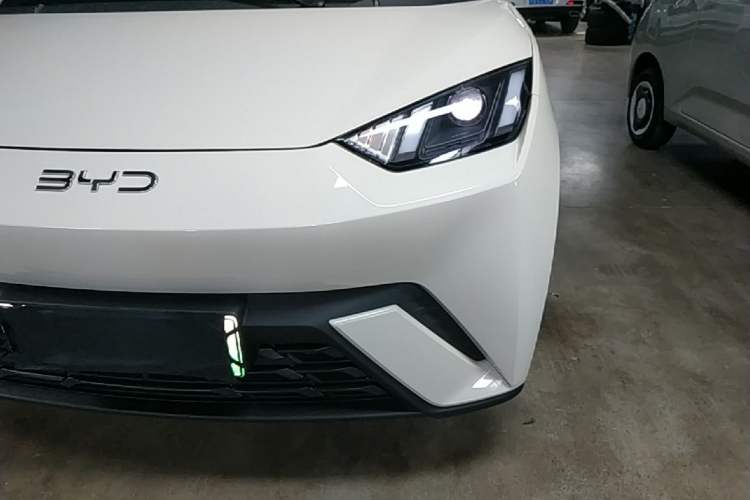 Used BYD Seagull 2025 305km Active Version Left Front Headlight