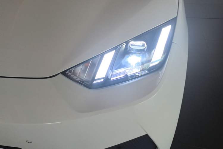 Used BYD Seagull 2025 Smart Drive Version 305 km Freedom Edition Left Front Headlight