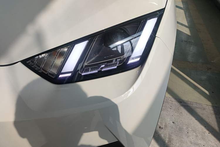 Used BYD Seagull 2025 Smart Drive Version 305 km Freedom Edition Left Front Headlight