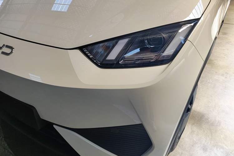 Used BYD Seagull 2025 Intelligent Driving Version 305 km Dynamic Edition Left Front Headlight