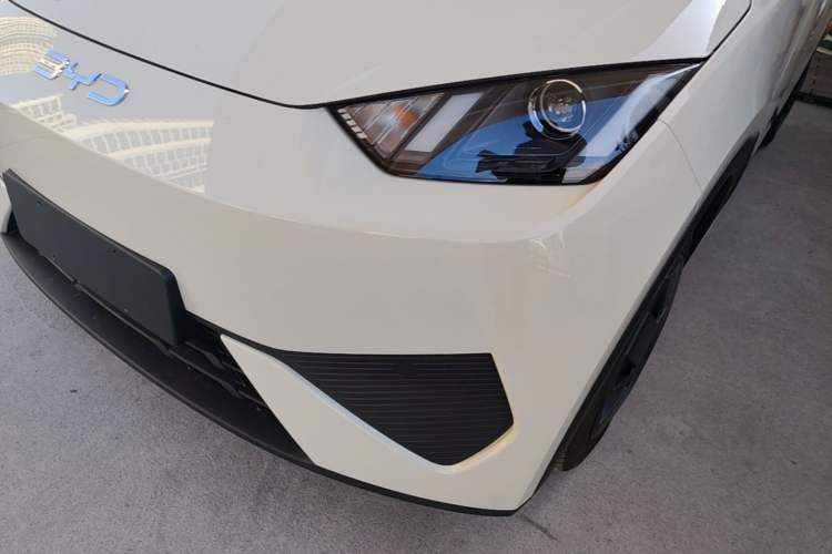 Used BYD Seagull 2025 Intelligent Driving Version 305 km Dynamic Edition Left Front Headlight