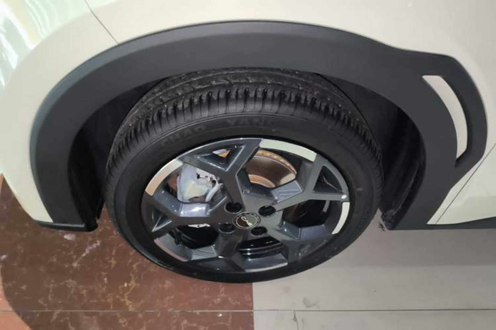 Used BYD Seagull 2025 305 km Free Version Left Front Wheel Hub